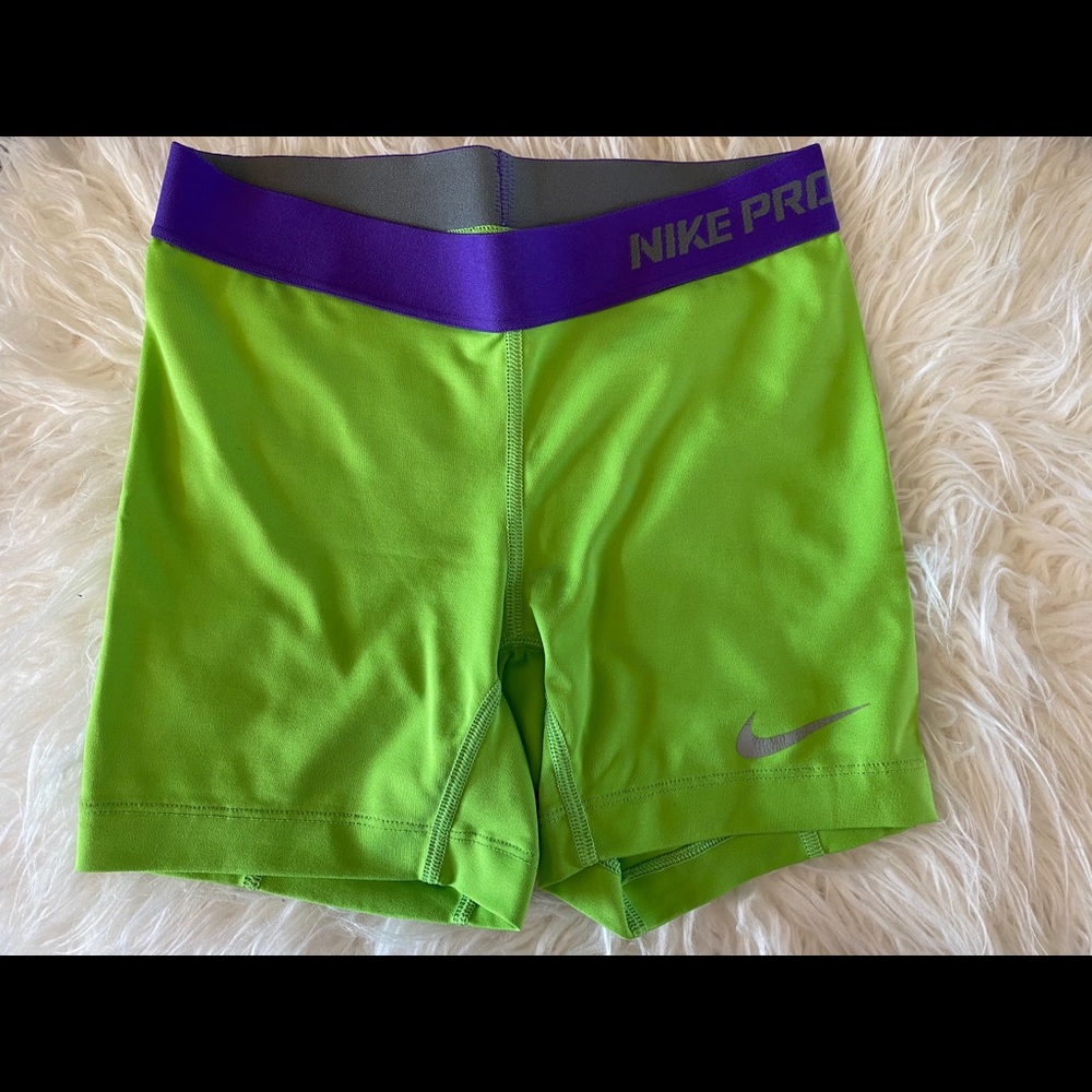 Girls Nike Pro Green & Purple Shorts M